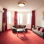 City-hotel 3*