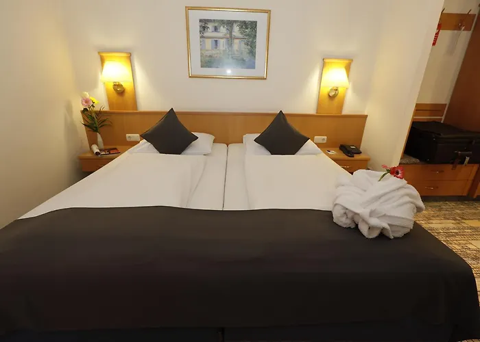 City-hotel Hotel