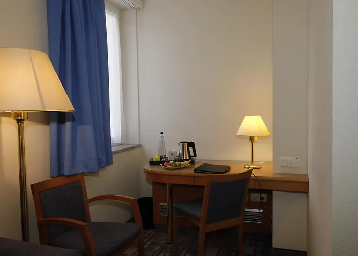 ホテル City-hotel 3*